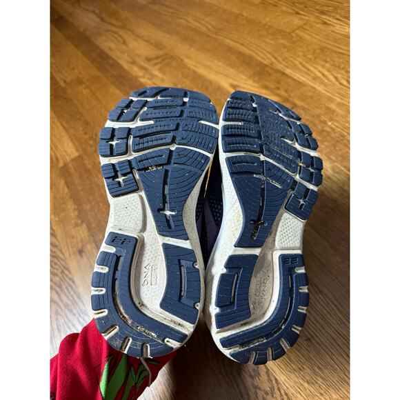 Brooks Women's Adrenaline GTS Running Shoes Size 7 - Picture 3 of 6